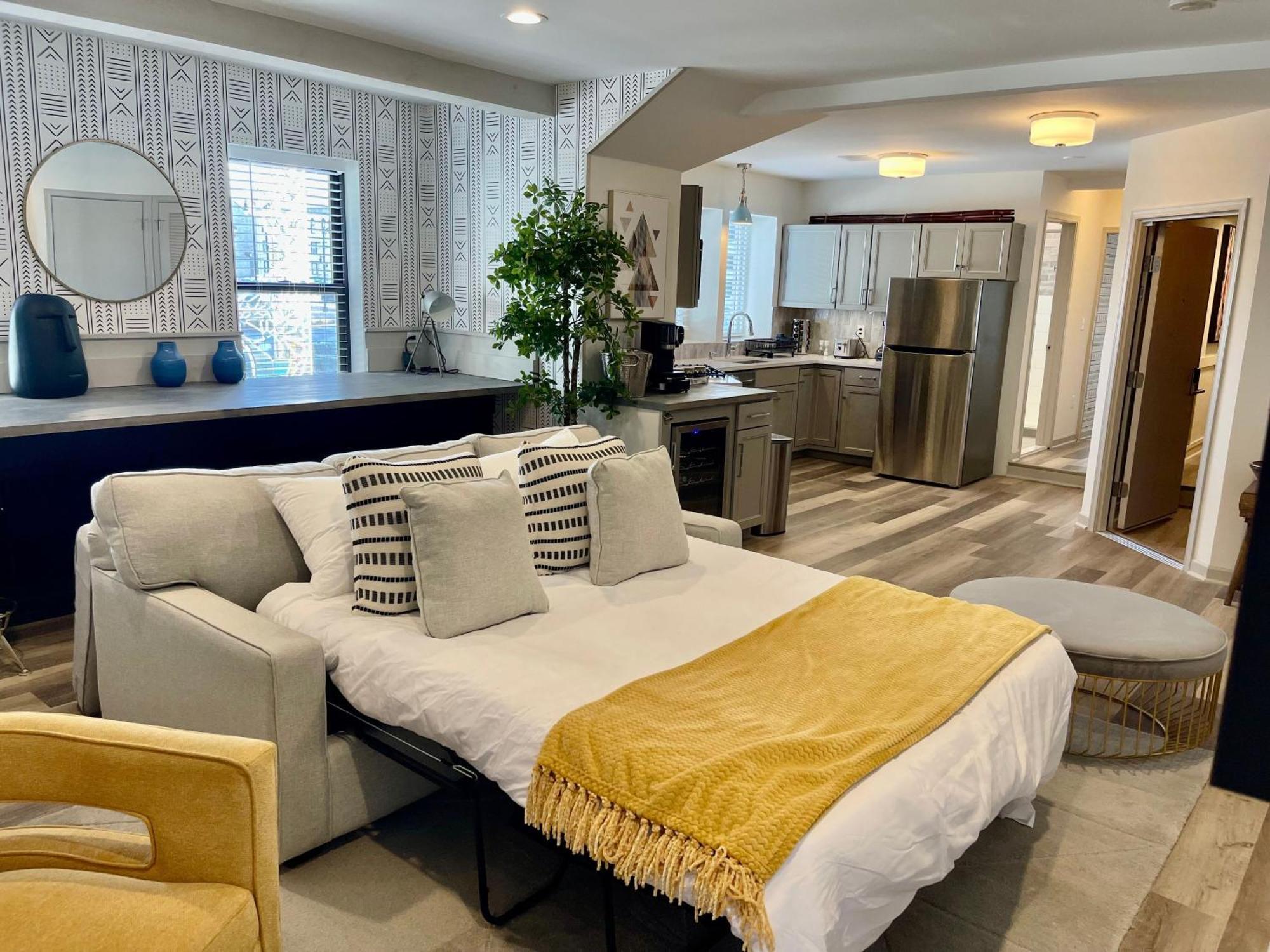 Modern Fully Renovated Suite & Loft In Downtown Trenton Kültér fotó