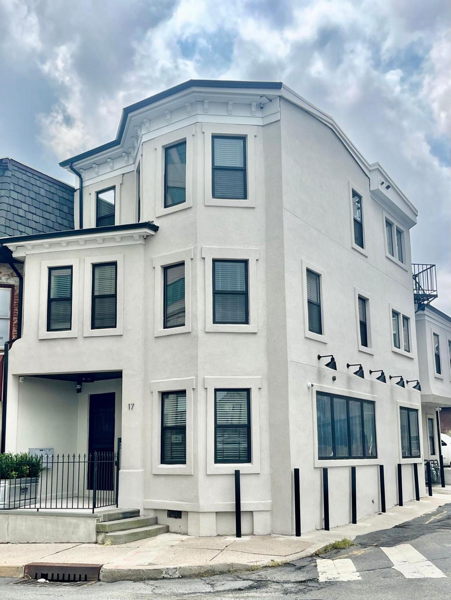 Modern Fully Renovated Suite & Loft In Downtown Trenton Kültér fotó