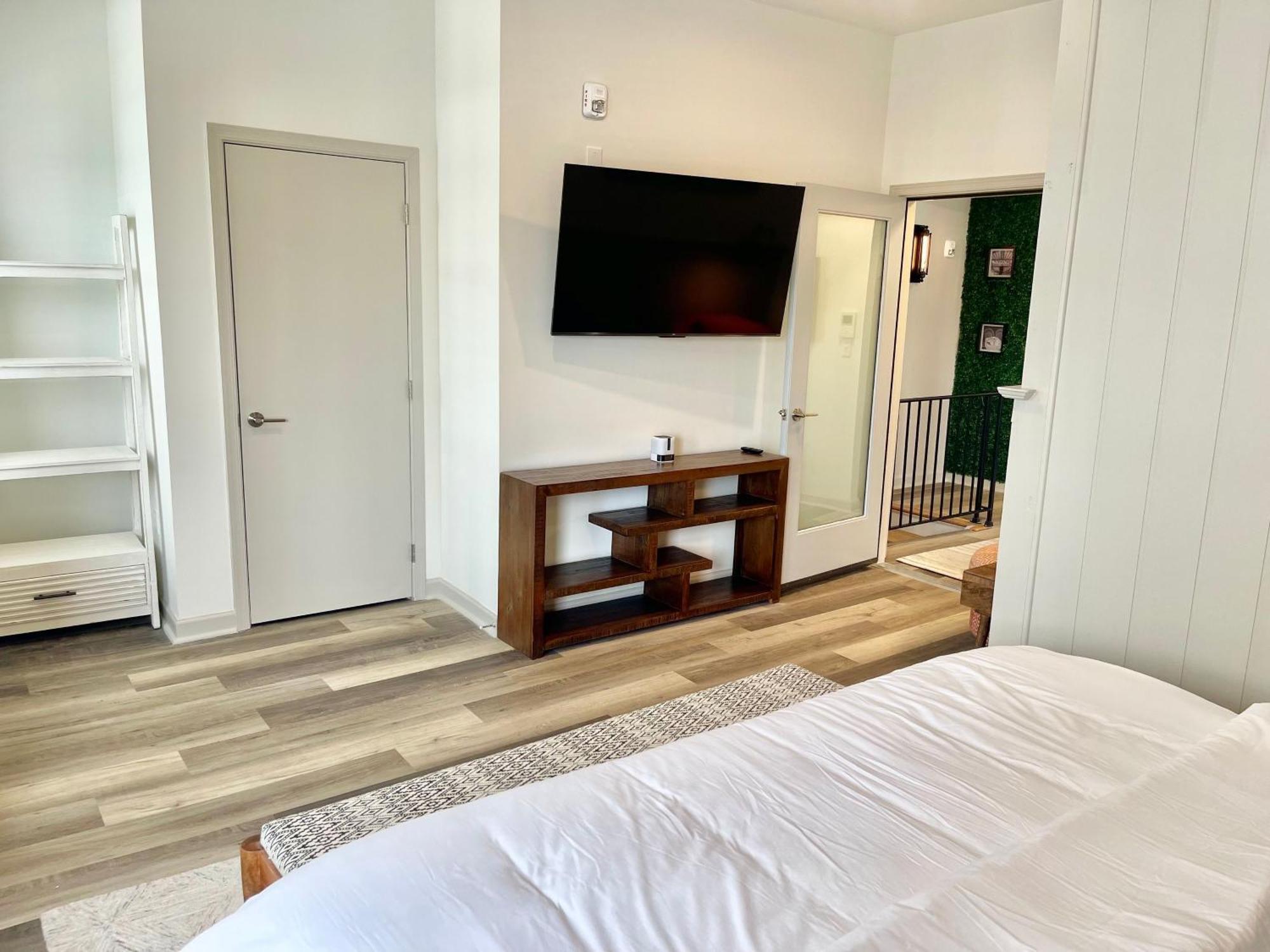 Modern Fully Renovated Suite & Loft In Downtown Trenton Kültér fotó