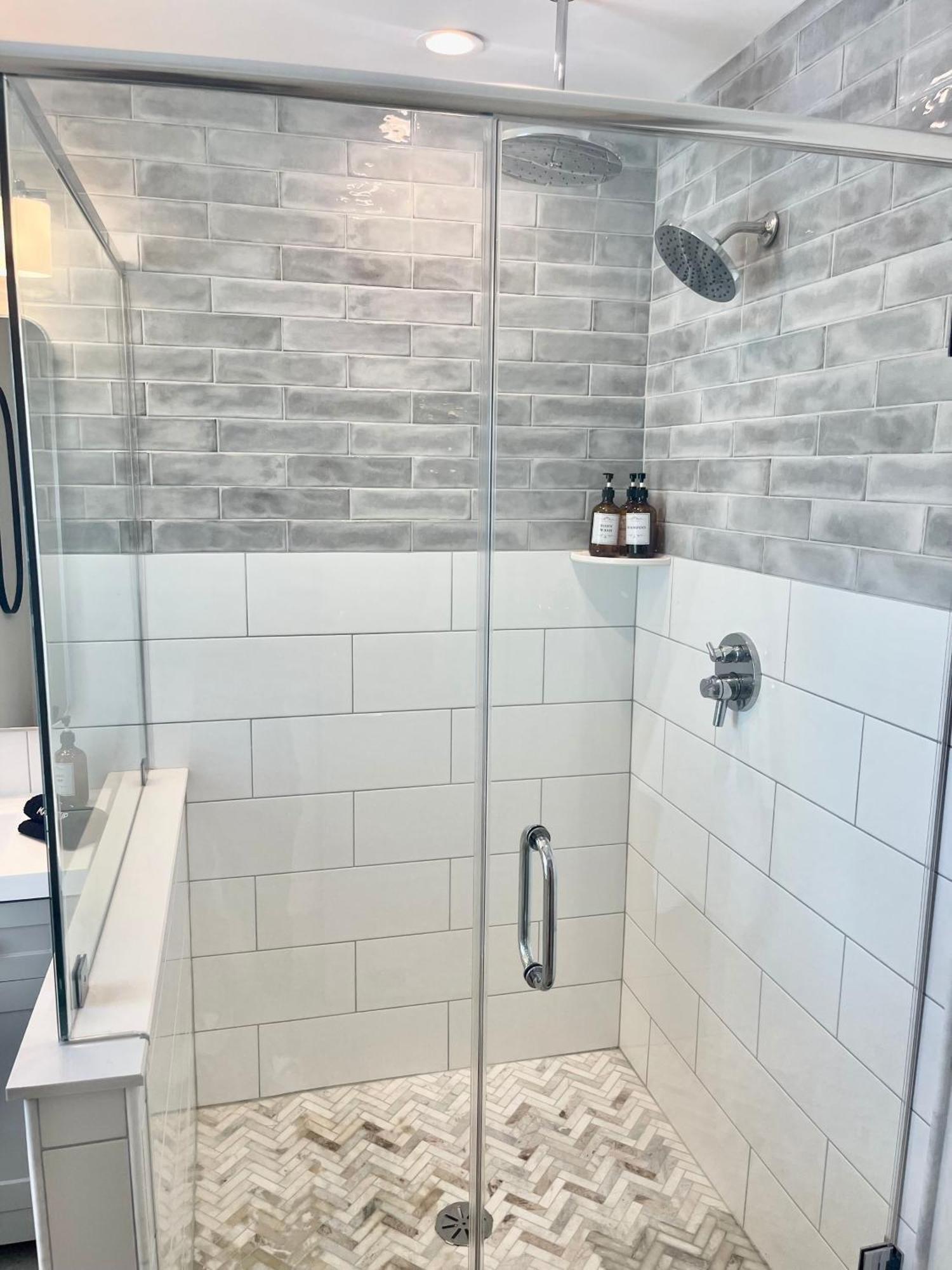 Modern Fully Renovated Suite & Loft In Downtown Trenton Kültér fotó